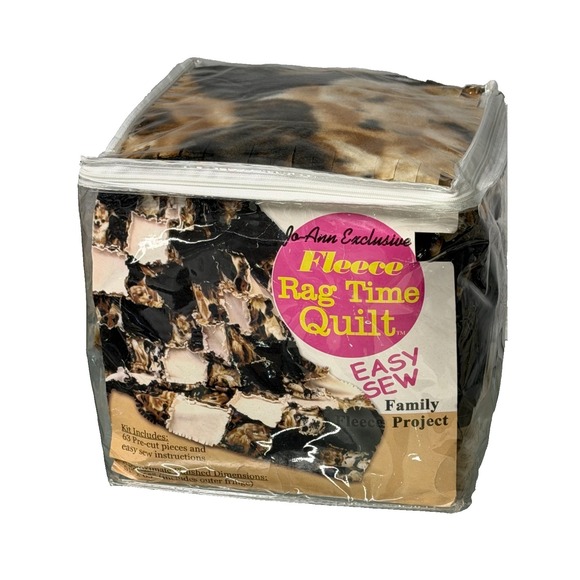 Joanne's Exclusive Other - Dog Fleece Blanket Kit JoAnne's Dog Design Browns New Pre Cut No Sewing Needed